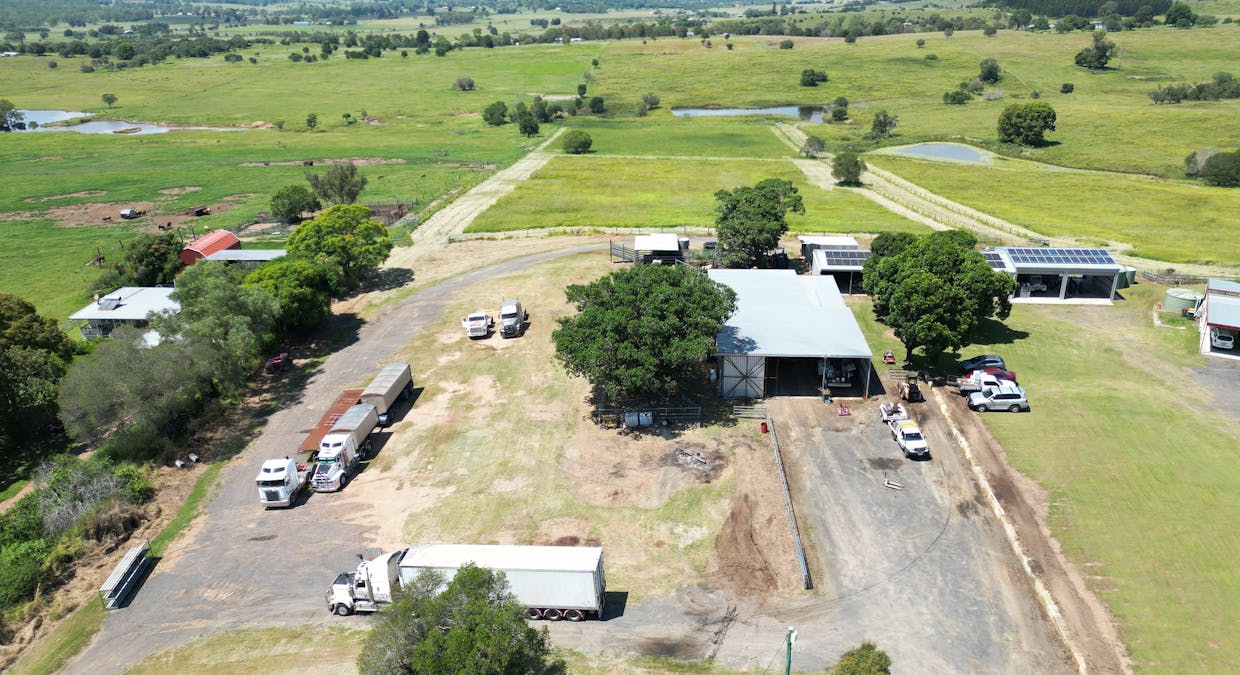 93 Hecks Road, Fairney View, QLD, 4306 - Image 3