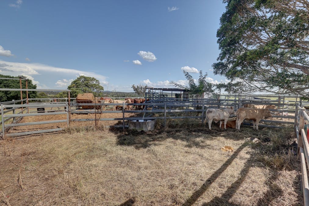 93 Hecks Road, Fairney View, QLD, 4306 - Image 10