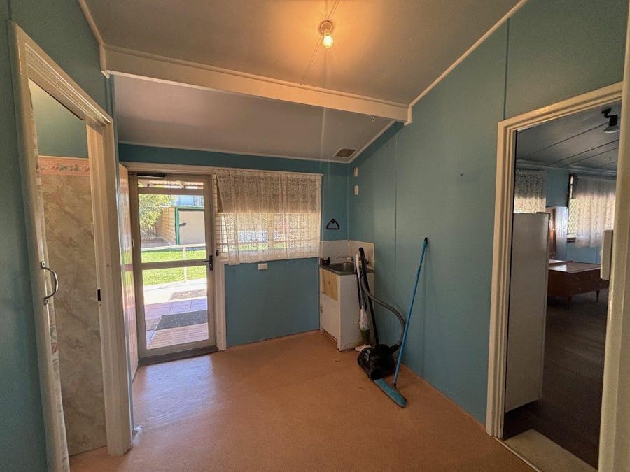 8 Pincombe Street, South Carnarvon, WA, 6701 - Image 19