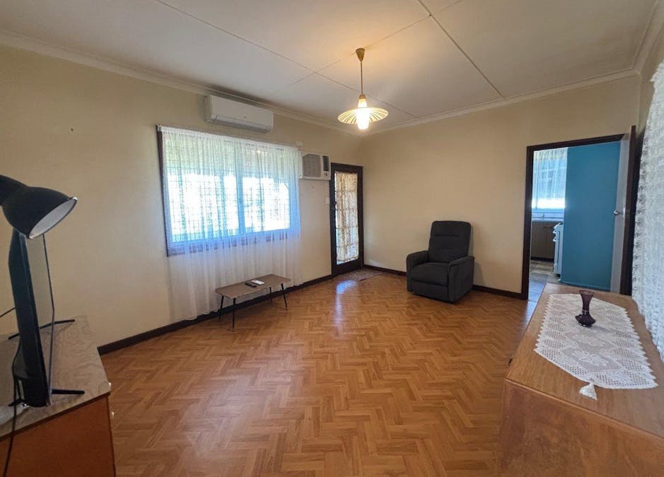 8 Pincombe Street, South Carnarvon, WA, 6701 - Image 10