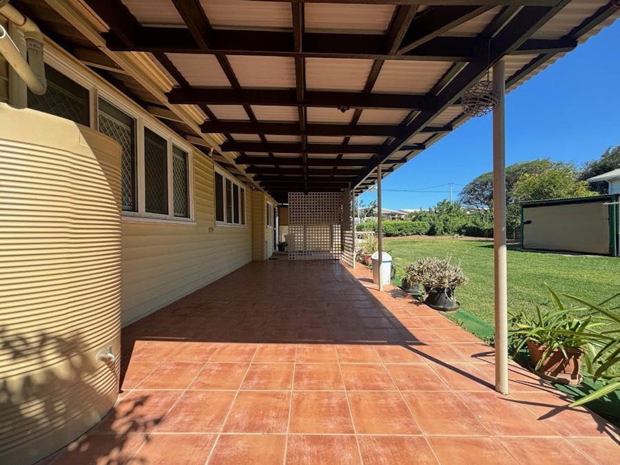 8 Pincombe Street, South Carnarvon, WA, 6701 - Image 21