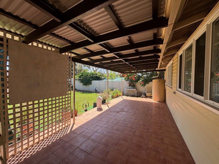 8 Pincombe Street, South Carnarvon, WA, 6701 - Image 20