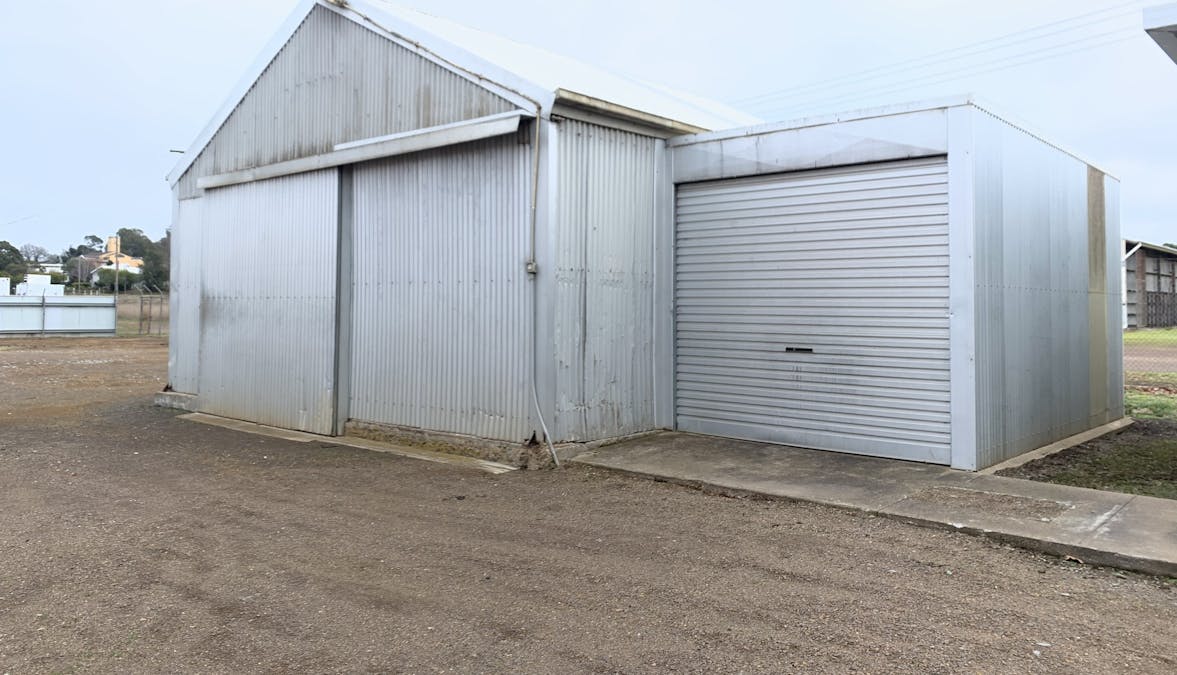 18-20 Mt Napier Road, Hamilton, VIC, 3300 - Image 5