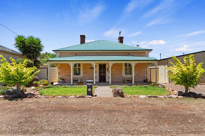 7 Arran Street, Jamestown, SA, 5491 - Image 1