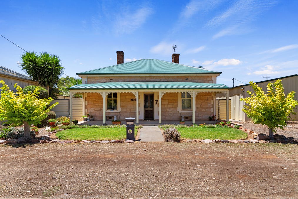 7 Arran Street, Jamestown, SA, 5491 - Image 1