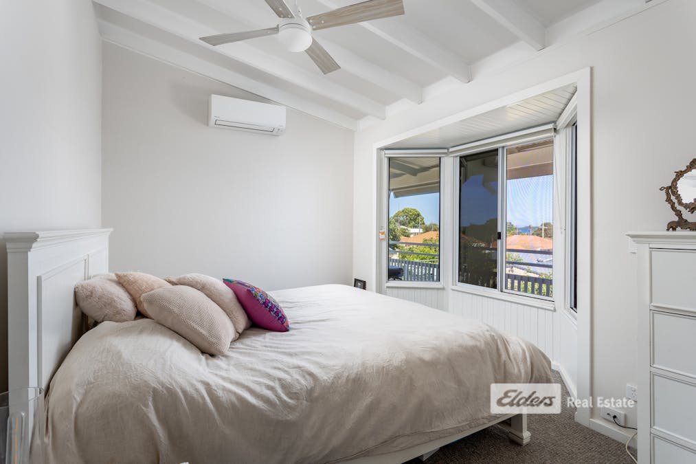 39 Latour Street, Australind, WA, 6233 - Image 13