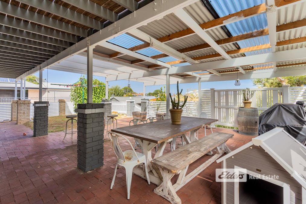 39 Latour Street, Australind, WA, 6233 - Image 21