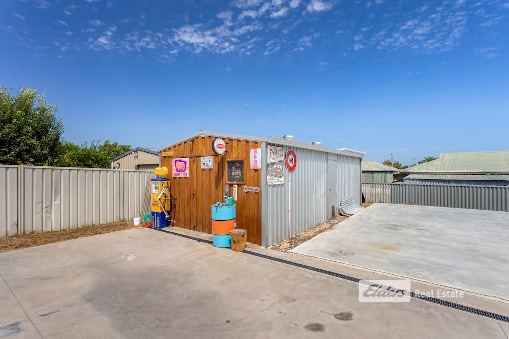 39 Latour Street, Australind, WA, 6233 - Image 24