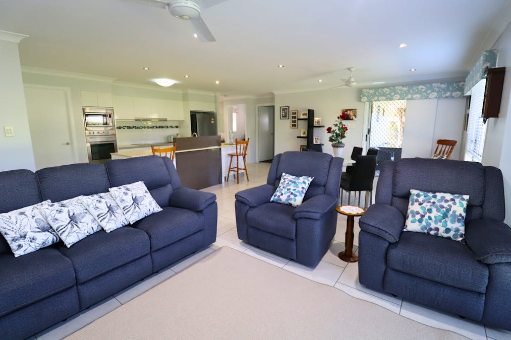 10 Jimbour Street, Dalby, QLD, 4405 - Image 2