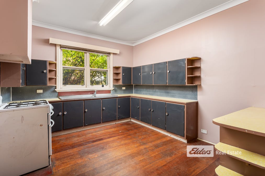 24 Castle Street, South Bunbury, WA, 6230 - Image 9