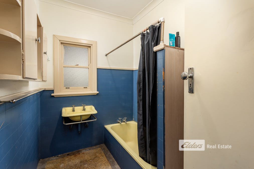24 Castle Street, South Bunbury, WA, 6230 - Image 15