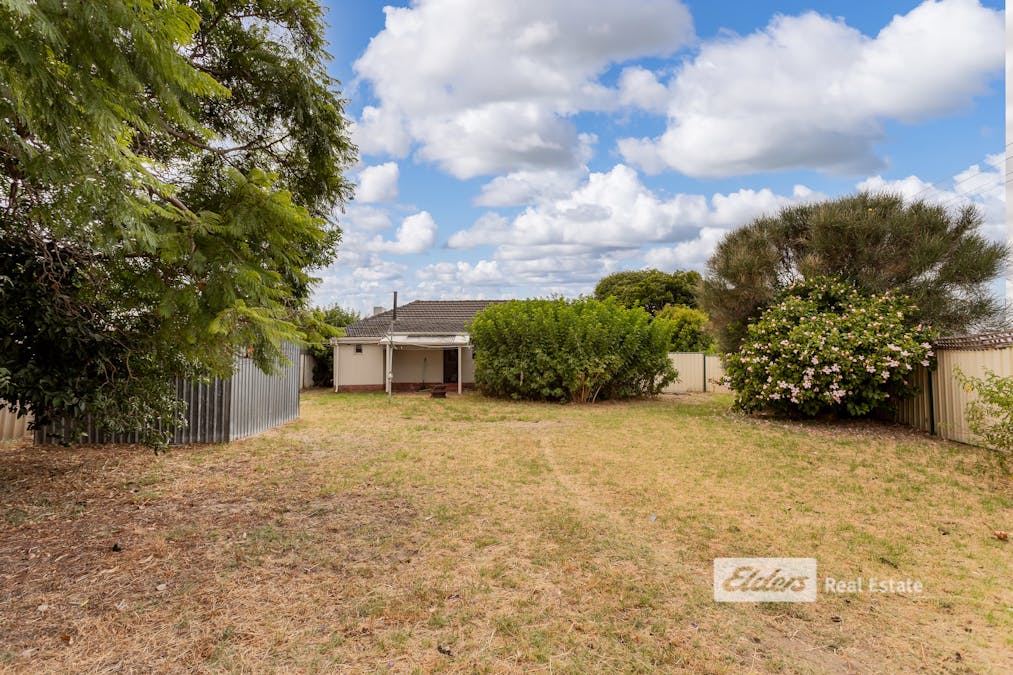 24 Castle Street, South Bunbury, WA, 6230 - Image 16