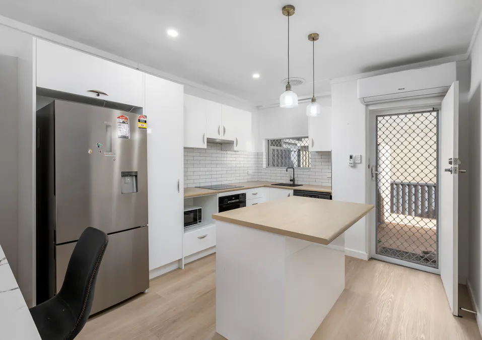 1/11 Scott Street, Bunbury, WA, 6230 - Image 2