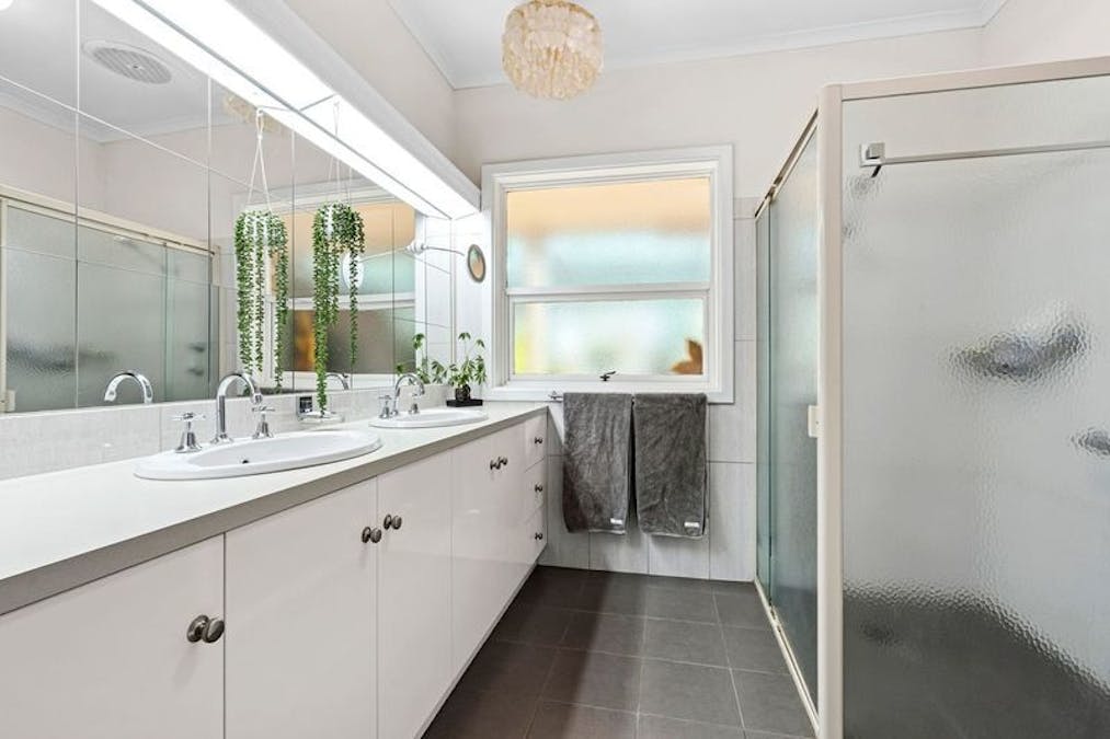 110 Caddy Road, Barmera, SA, 5345 - Image 9