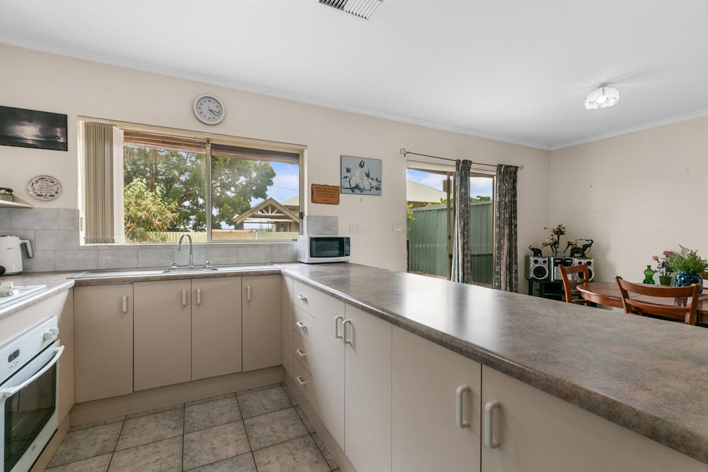 83 Mannum Road, Murray Bridge, SA, 5253 - Image 9