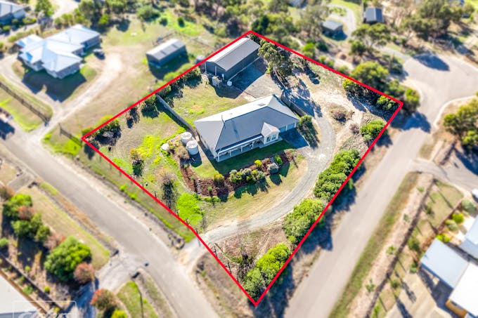 14 Stirling Court, Hindmarsh Valley, SA, 5211 - Image 2