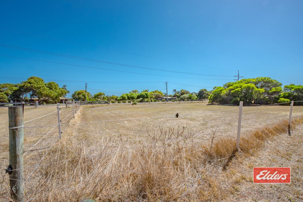 358 Eighth Street, Woorree, WA, 6530 - Image 2