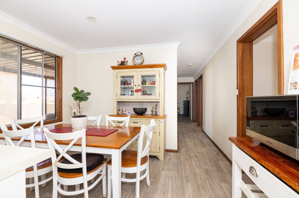 22 Elizabeth Way, Jurien Bay, WA, 6516 - Image 3