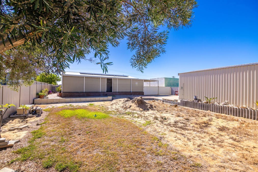 22 Elizabeth Way, Jurien Bay, WA, 6516 - Image 13