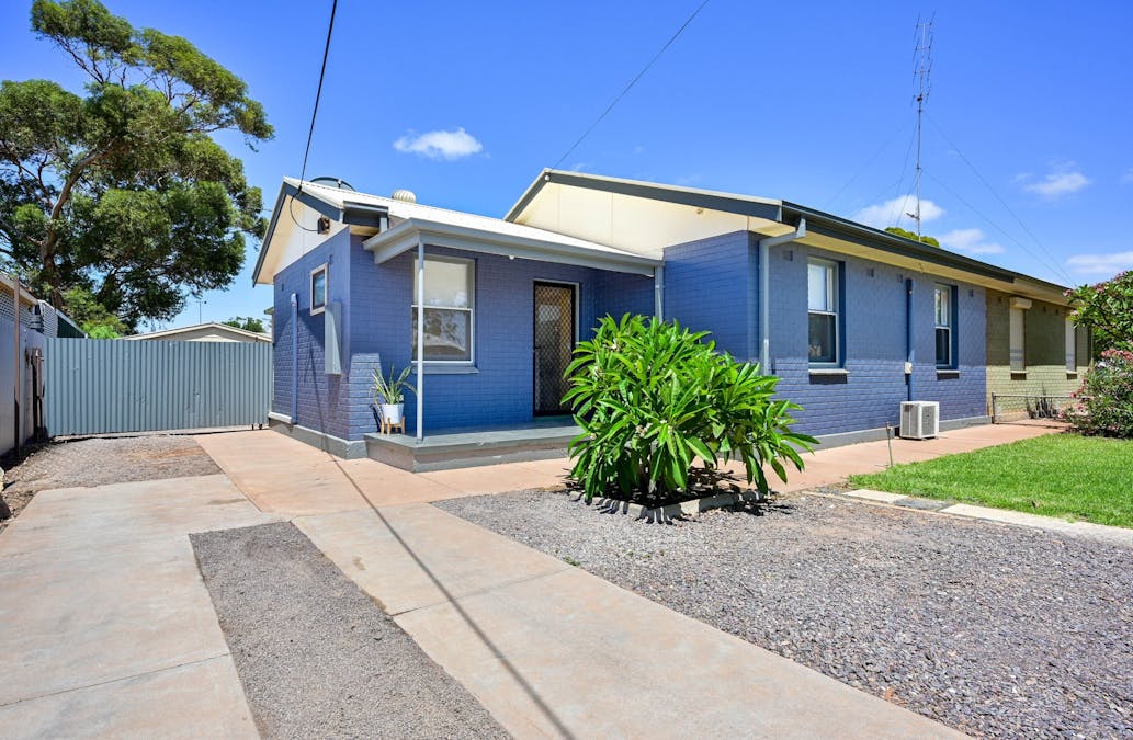 21 Albert Street, Whyalla Stuart, SA, 5608 - Image 3