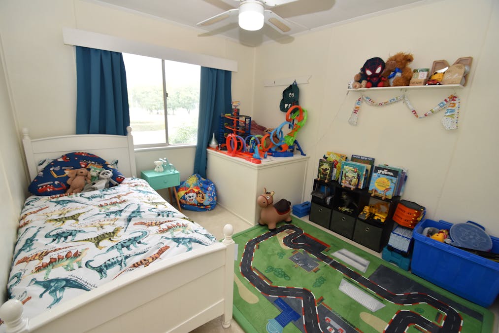 53 Lagoon Street, Goondiwindi, QLD, 4390 - Image 14