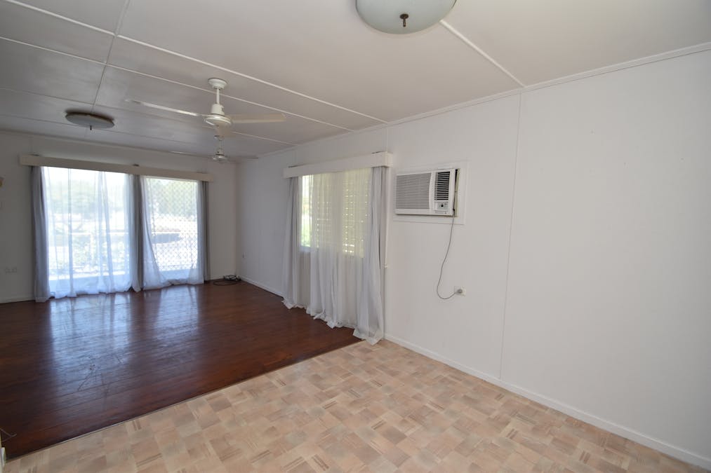 53 Lagoon Street, Goondiwindi, QLD, 4390 - Image 5