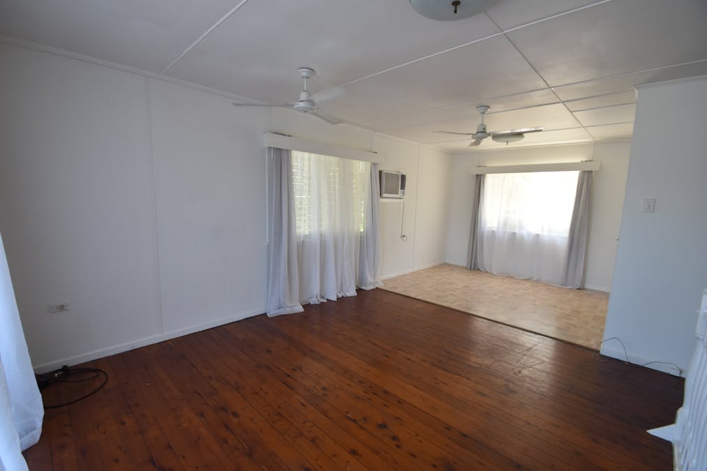 53 Lagoon Street, Goondiwindi, QLD, 4390 - Image 8