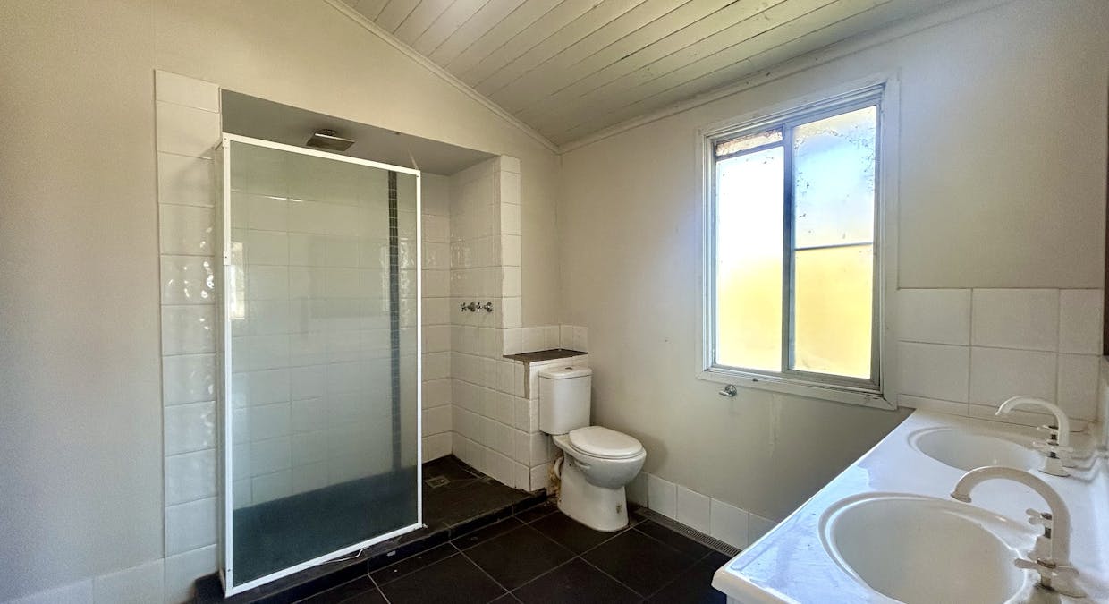 69 Scott Street, St George, QLD, 4487 - Image 18