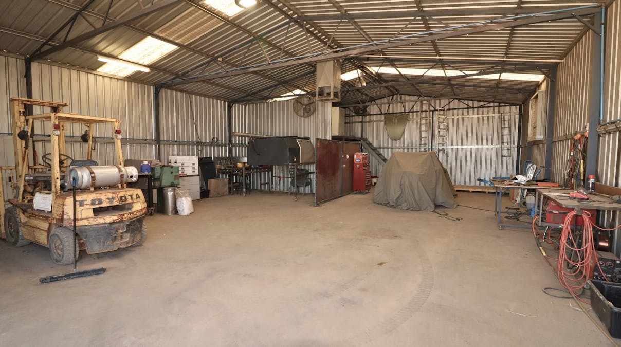 21 Danubin Street, Wongan Hills, WA, 6603 - Image 25