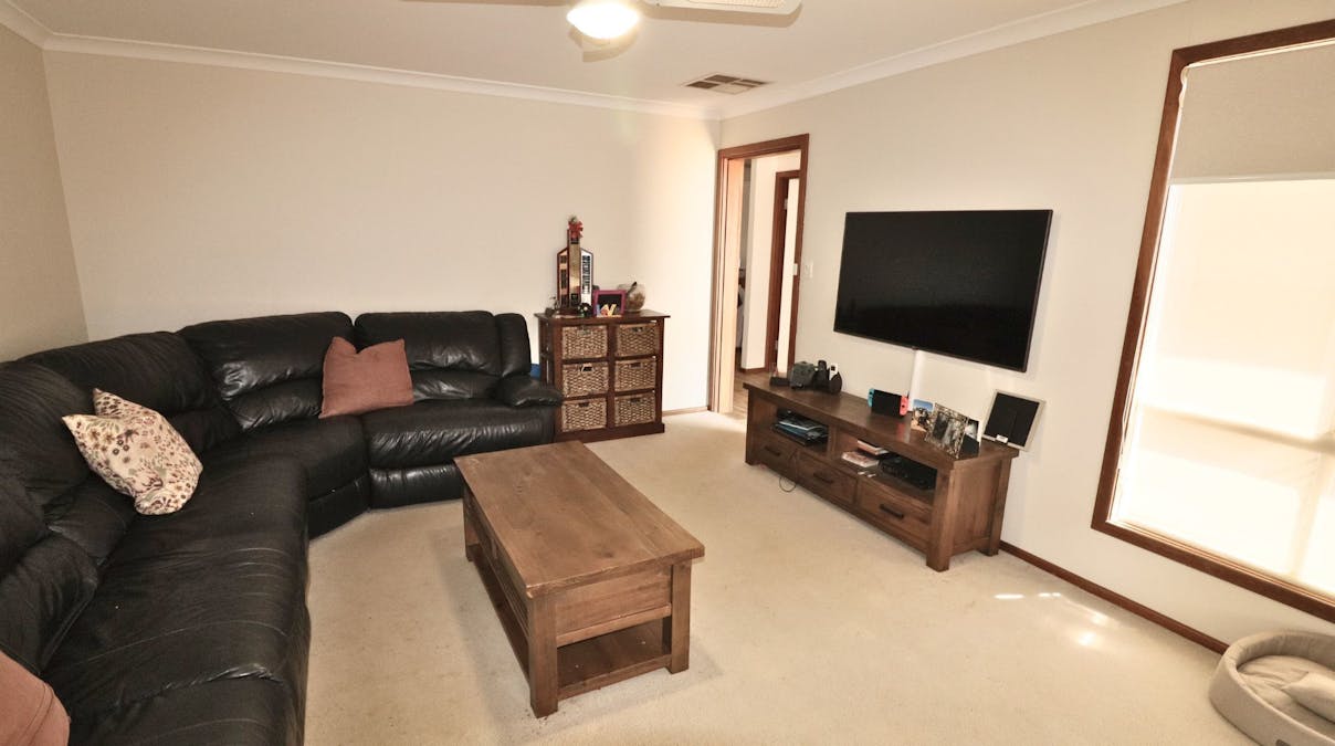21 Danubin Street, Wongan Hills, WA, 6603 - Image 8