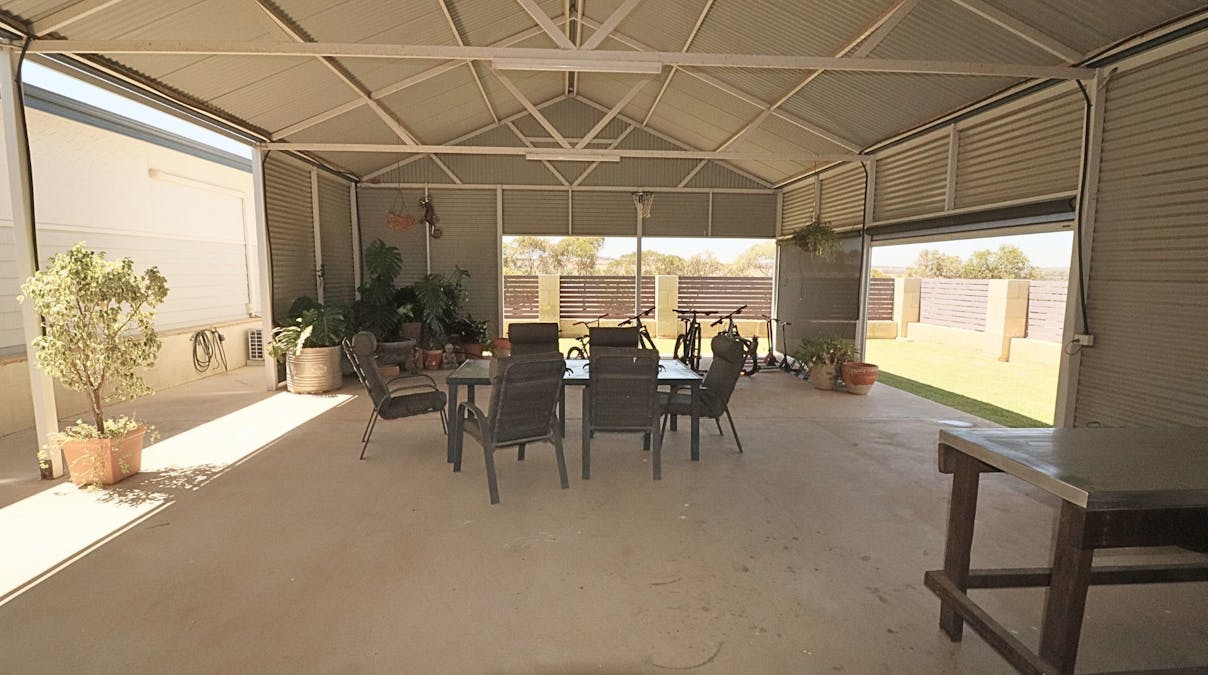 21 Danubin Street, Wongan Hills, WA, 6603 - Image 18