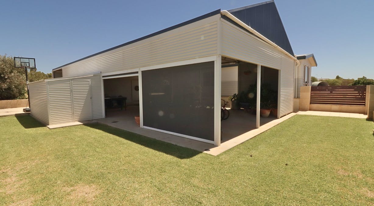 21 Danubin Street, Wongan Hills, WA, 6603 - Image 16
