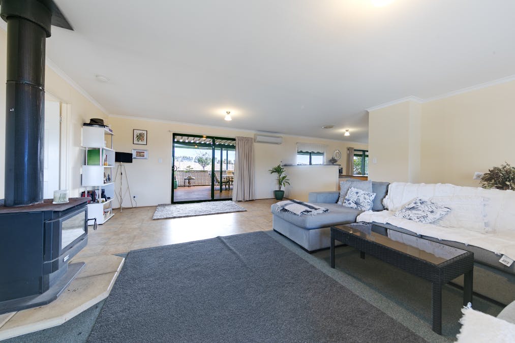 1252 Waitpinga Road, Waitpinga, SA, 5211 - Image 3