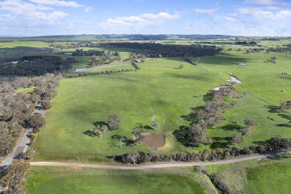 1252 Waitpinga Road, Waitpinga, SA, 5211 - Image 21