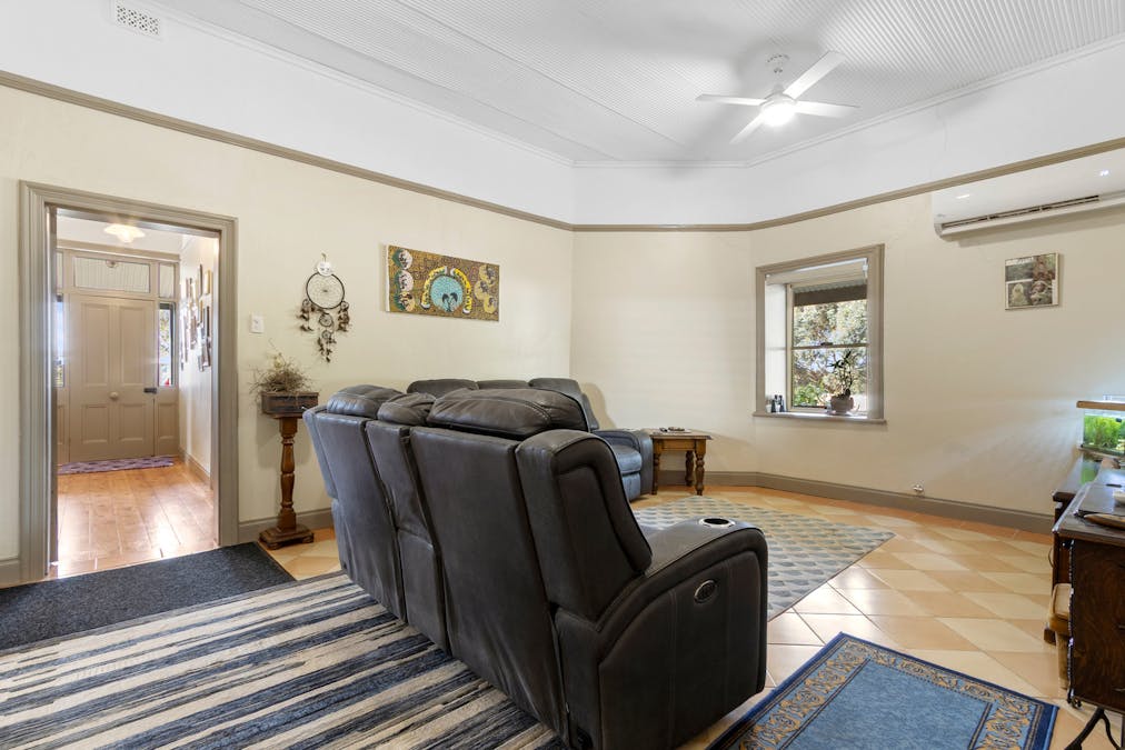 9 Eyre Street, Eudunda, SA, 5374 - Image 8
