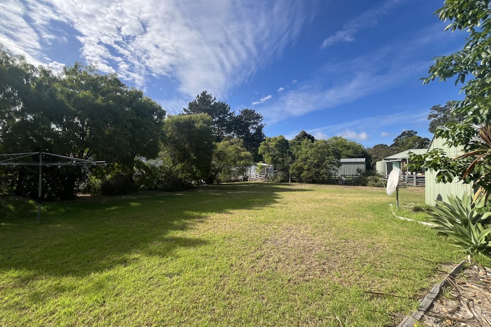 8 North Street, Northcliffe, WA, 6262 - Image 4