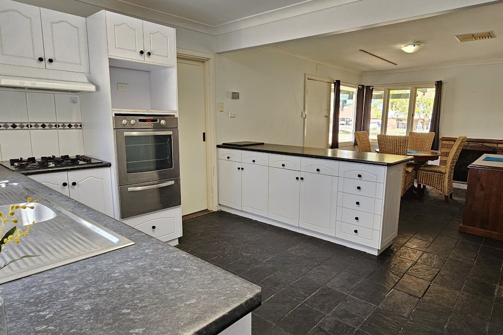 96 Rankin Street, Kondinin, WA, 6367 - Image 3