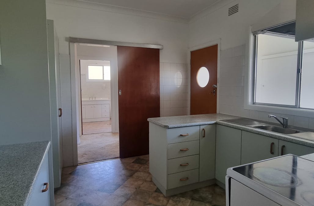 20 Captain Wilson Avenue, Parkes, NSW, 2870 - Image 4