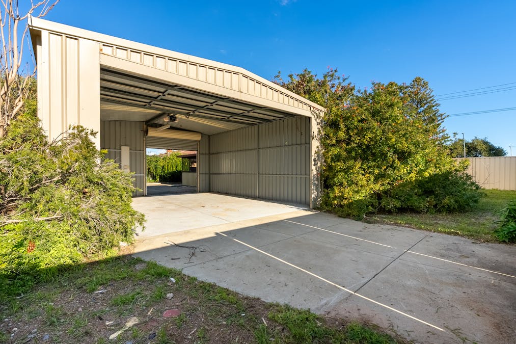1 Hawkins Street, Rockingham, WA, 6168 - Image 15