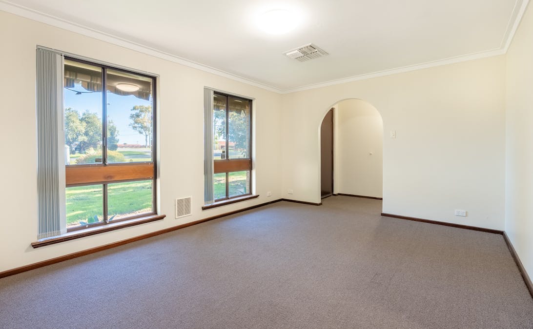 1 Hawkins Street, Rockingham, WA, 6168 - Image 22