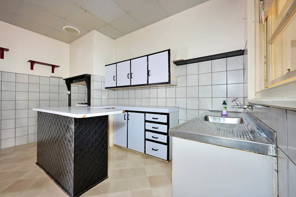 17 Brealey Street, Whyalla Playford, SA, 5600 - Image 8