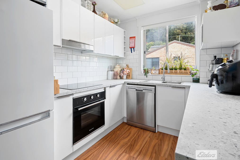 2/172-174 Wilson Street, Burnie, TAS, 7320 - Image 12