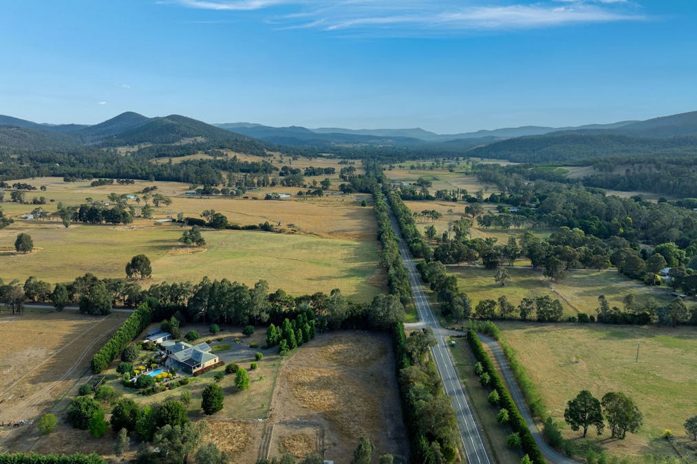 5 South Cathedral Lane, Buxton, VIC, 3711 - Image 1