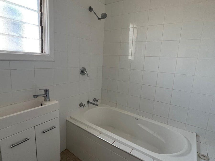 7 Gallagher Street, Whyalla Norrie, SA, 5608 - Image 4