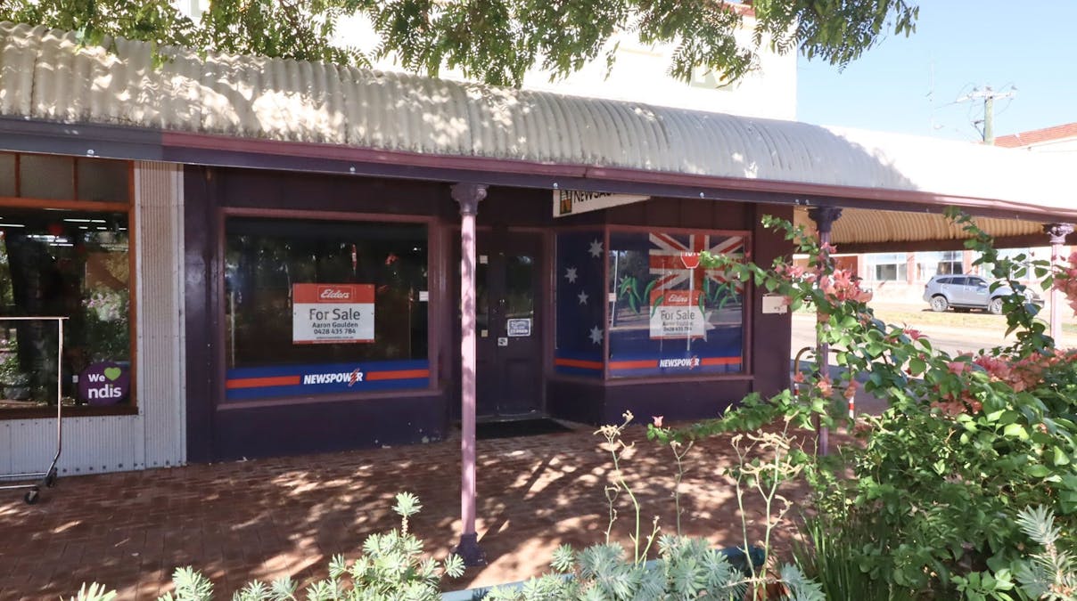 17 Fenton Place, Wongan Hills, WA, 6603 - Image 2