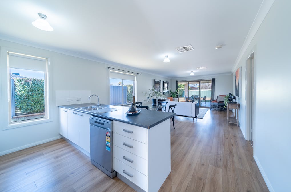 19 Torvean Avenue, Dubbo, NSW, 2830 - Image 6