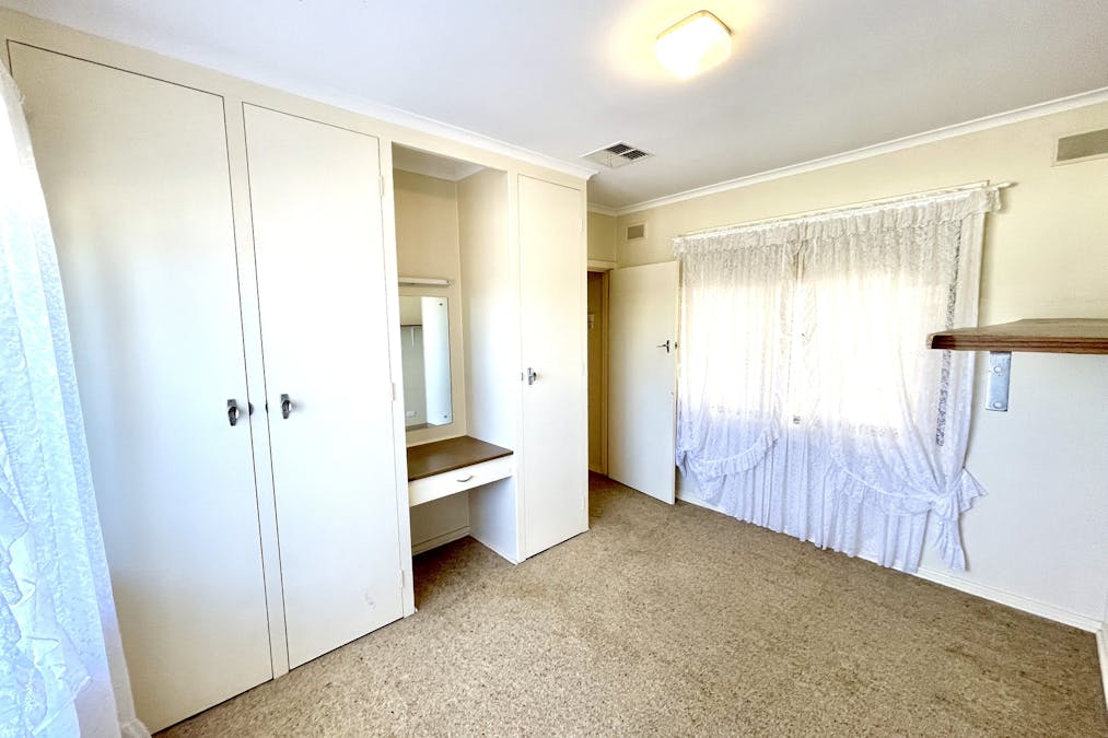1 Lambeff Street, Ceduna, SA, 5690 - Image 15