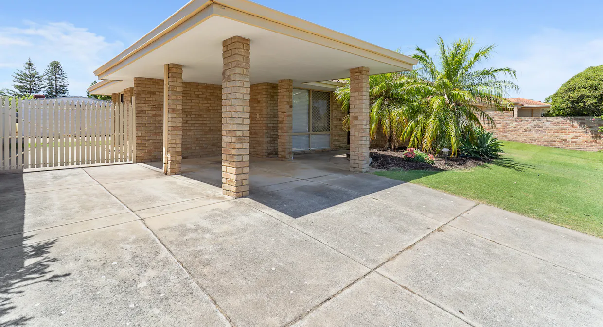 10 Woodbridge Drive, Cooloongup, WA, 6168 - Image 2