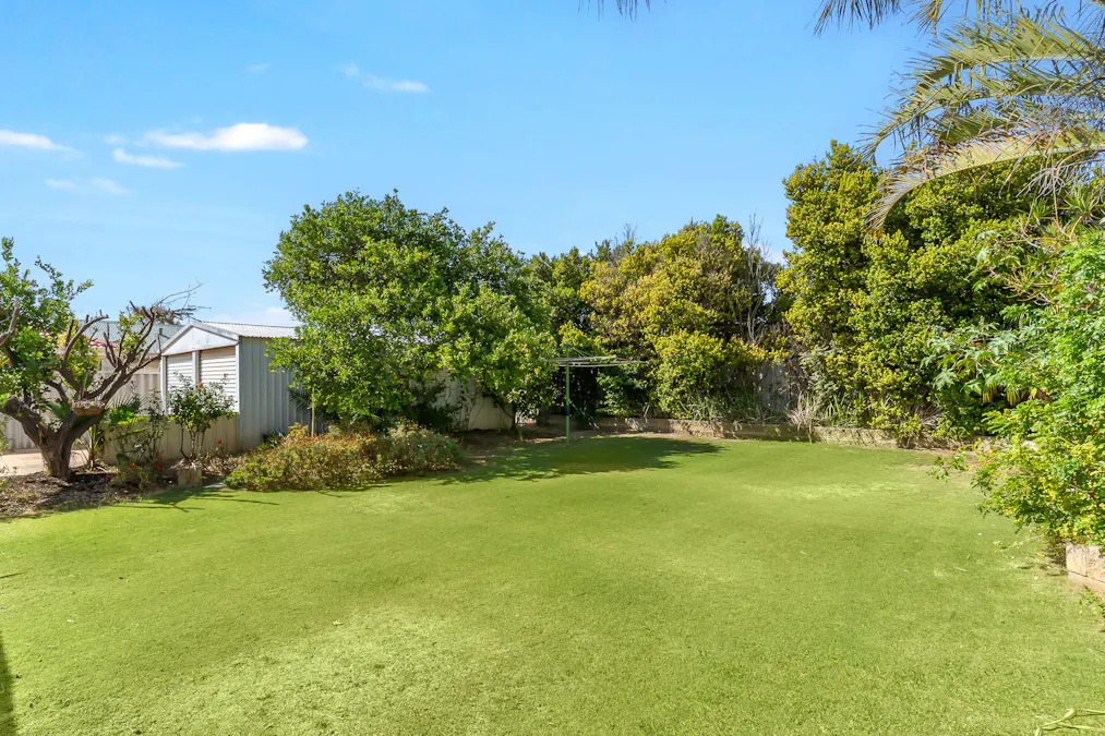 10 Woodbridge Drive, Cooloongup, WA, 6168 - Image 14