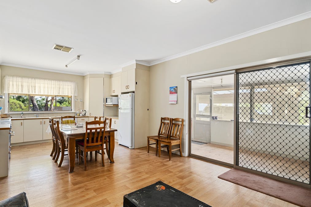 95 Creek Road, Numurkah, VIC, 3636 - Image 4